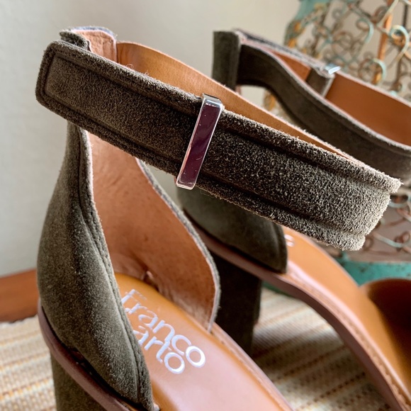 NEW Franco Sarto ‘Caia’ Block Heeled Sandals 9 - Picture 11 of 11